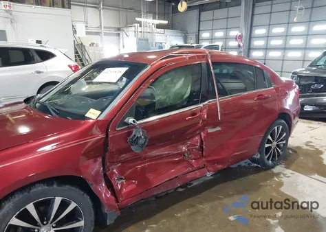 2012 Chrysler 200 S z USA, uszkodzony, nr VIN 1C3CCBHG2CN178800